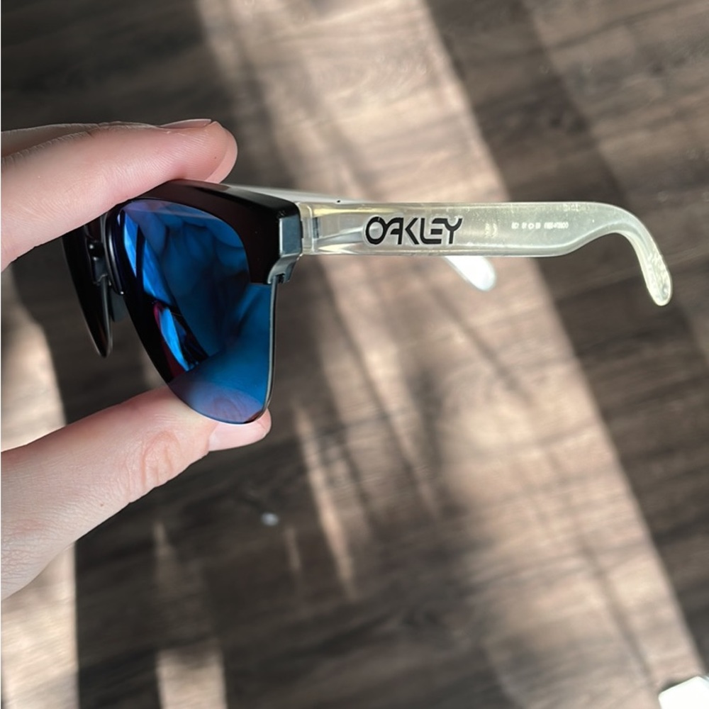 Oakley sunglasses